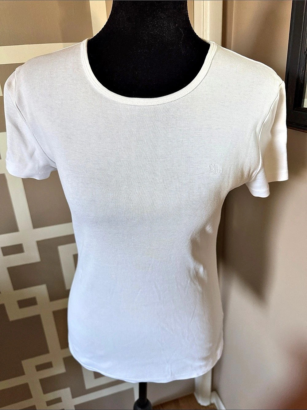 LIKE NEW Lauren Ralph Lauren 100% Cotton Crewneck Monogram Tee Shirt Women’s SzM